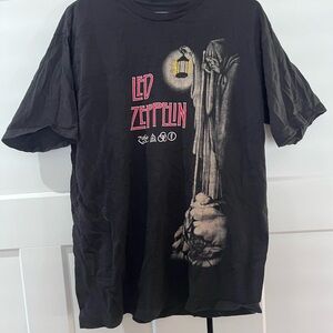 Y2K vintage LED Zeppelin men’s tee